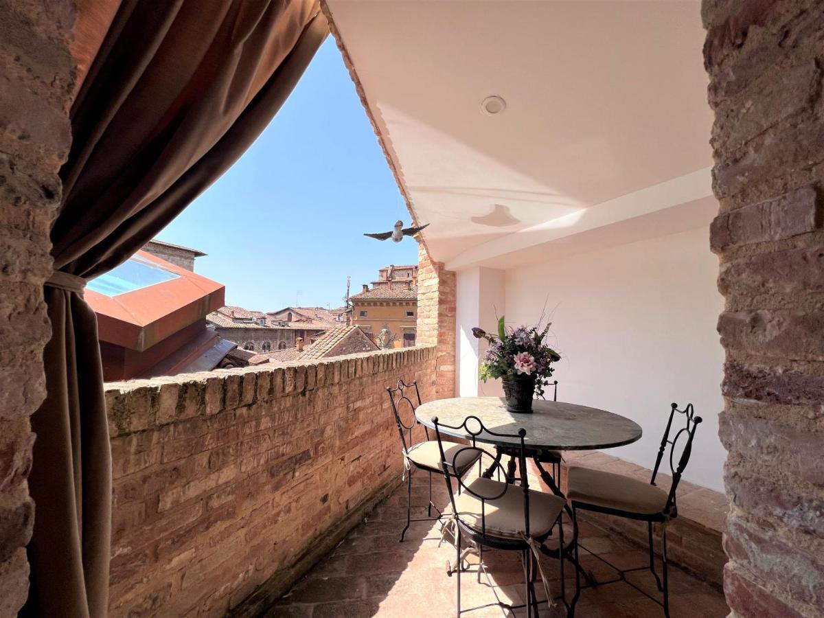 Il Terrazzo Di Tolomei Siena Buitenkant foto